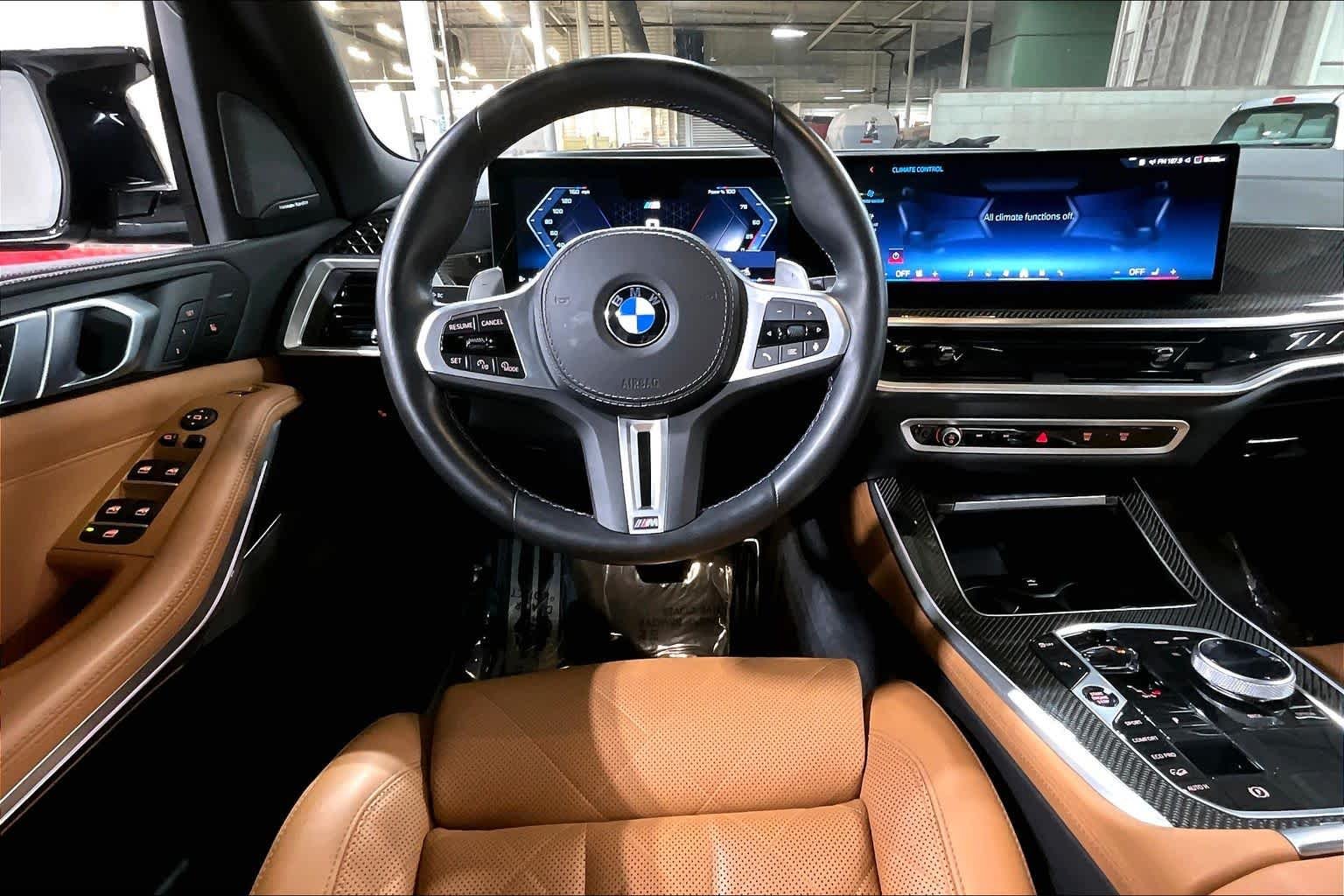 Used 2025 Skyscraper Grey Metallic BMW M60i image 10