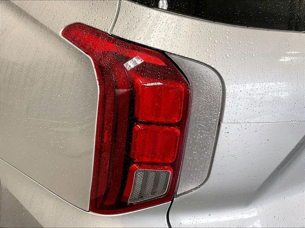 Used 2024 Silver Hyundai Calligraphy image 35