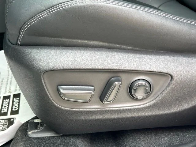 Certified Used 2021 White Toyota Limited image 20