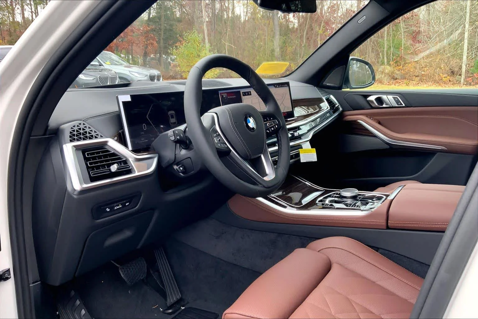 Used 2026 Alpine White BMW xDrive40i image 8