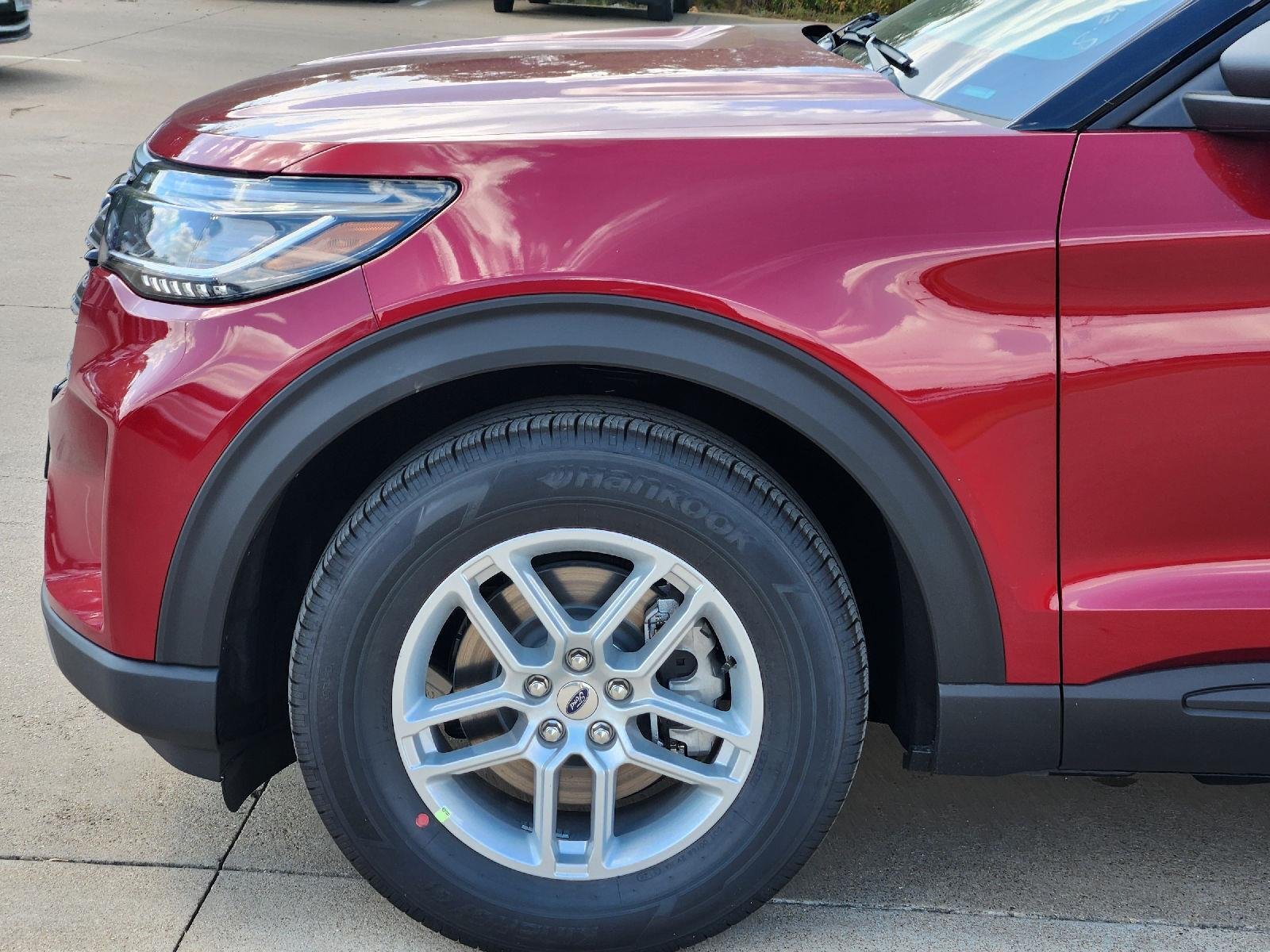 New 2027 Ruby Red Metallic Tinted Clearcoat Ford Active image 6