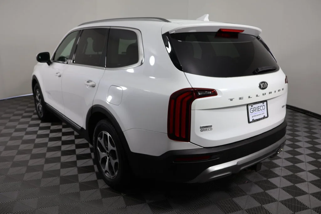 Used 2020 Snow White Pearl Kia EX image 6