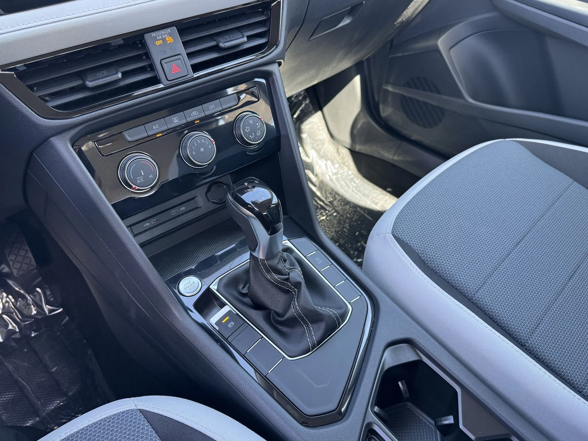 New 2026 Platinum Gray Metallic Volkswagen S image 25