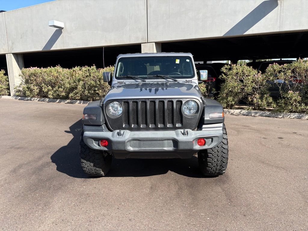 Used 2019 Silver Jeep Unlimited Sport S image 3