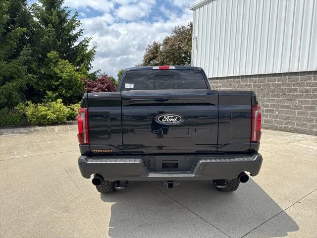 New 2026 Antimatter Blue Metallic Ford Tremor® image 6