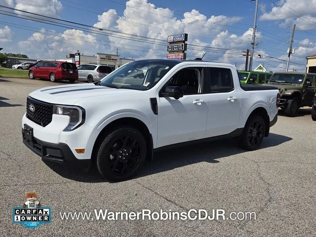 Used 2025 White Ford Lariat image 3