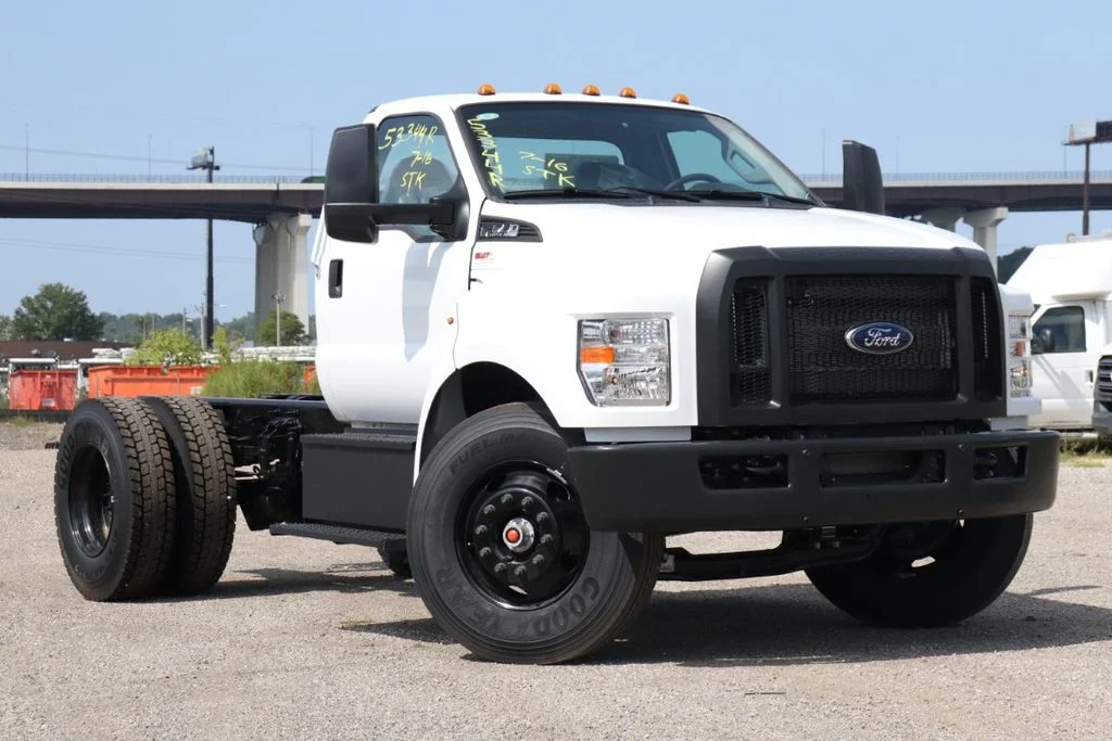 New 2027 White Ford Base Chassis Cab image 2