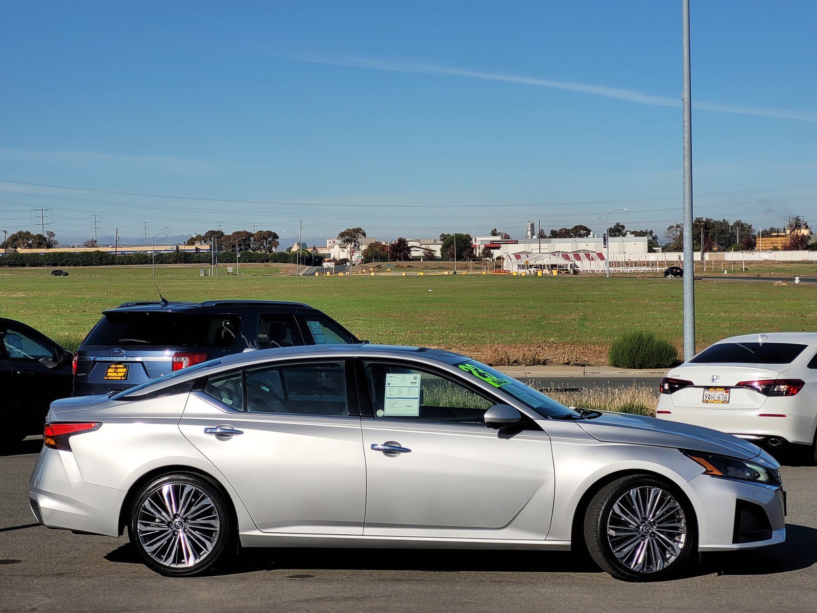 2023 Nissan Altima 2.5 SL photo 3