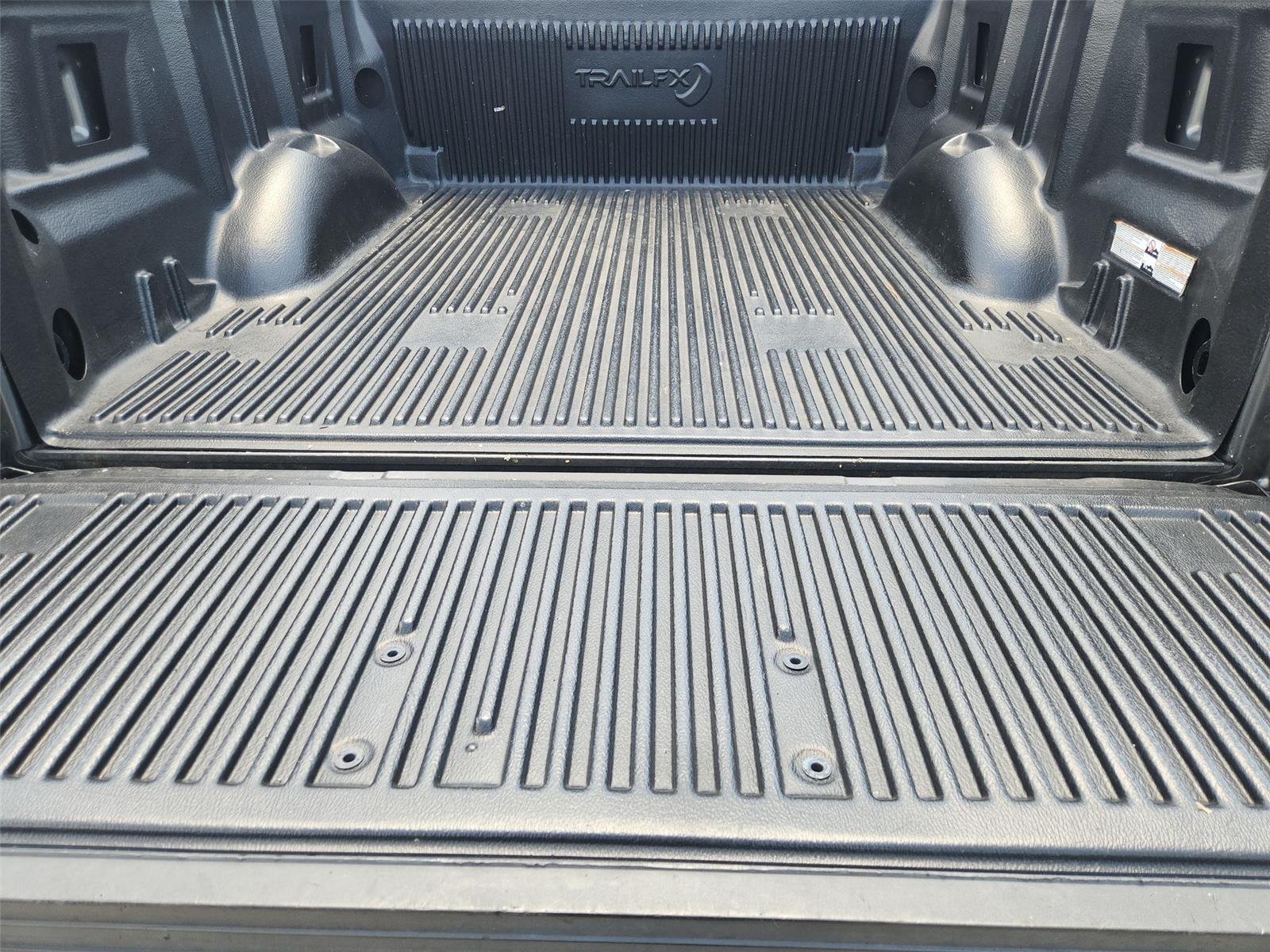 Used 2018 Magnetic Ford XLT image 22