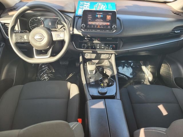 Used 2023 White Nissan S image 16