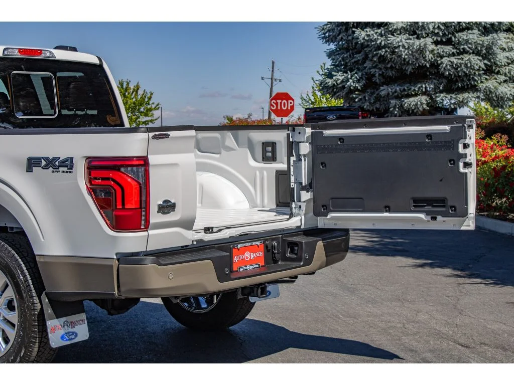 New 2026 Star White Metallic Tri-Coat Ford King Ranch image 14