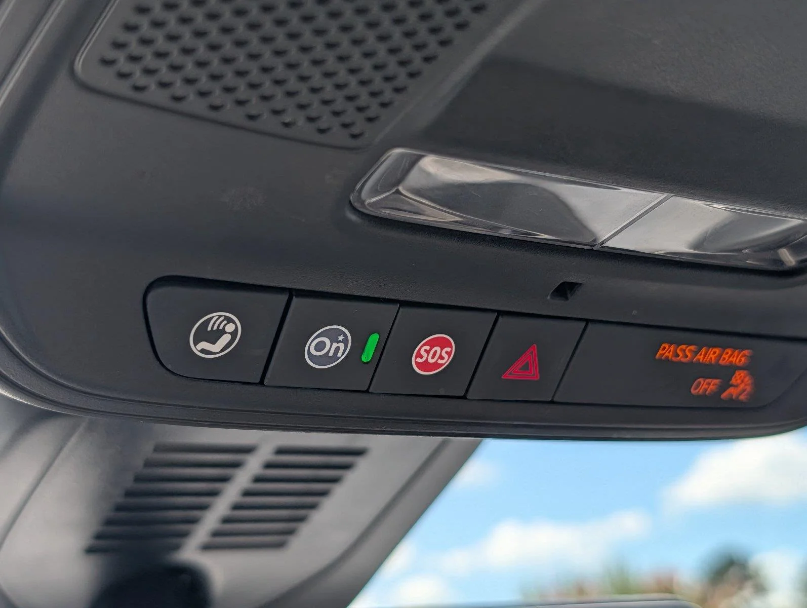Used 2025 Sterling Gray Metallic Chevrolet LT image 26