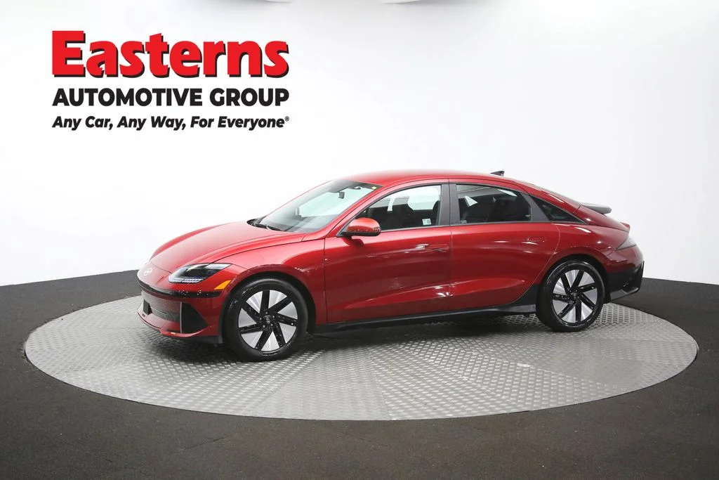 Used 2024 Red Hyundai SE image 59