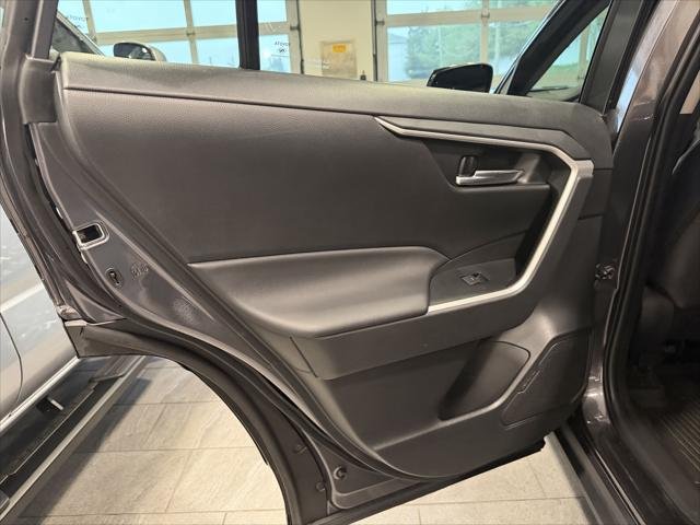 Certified Used 2024 MAGNETIC GRAY MET. Toyota  image 31