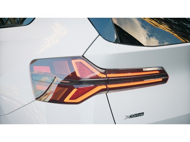 New 2026 Alpine White BMW X3 30 image 8