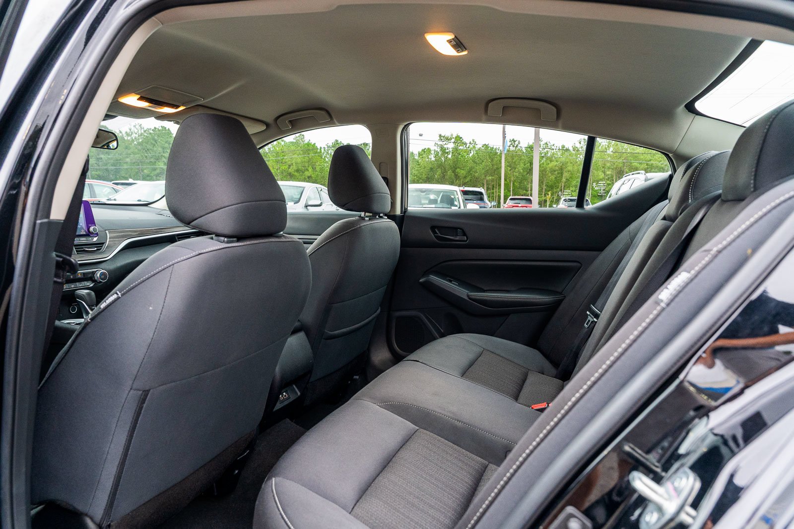 Used 2025 Black Nissan 2.5 SV image 14
