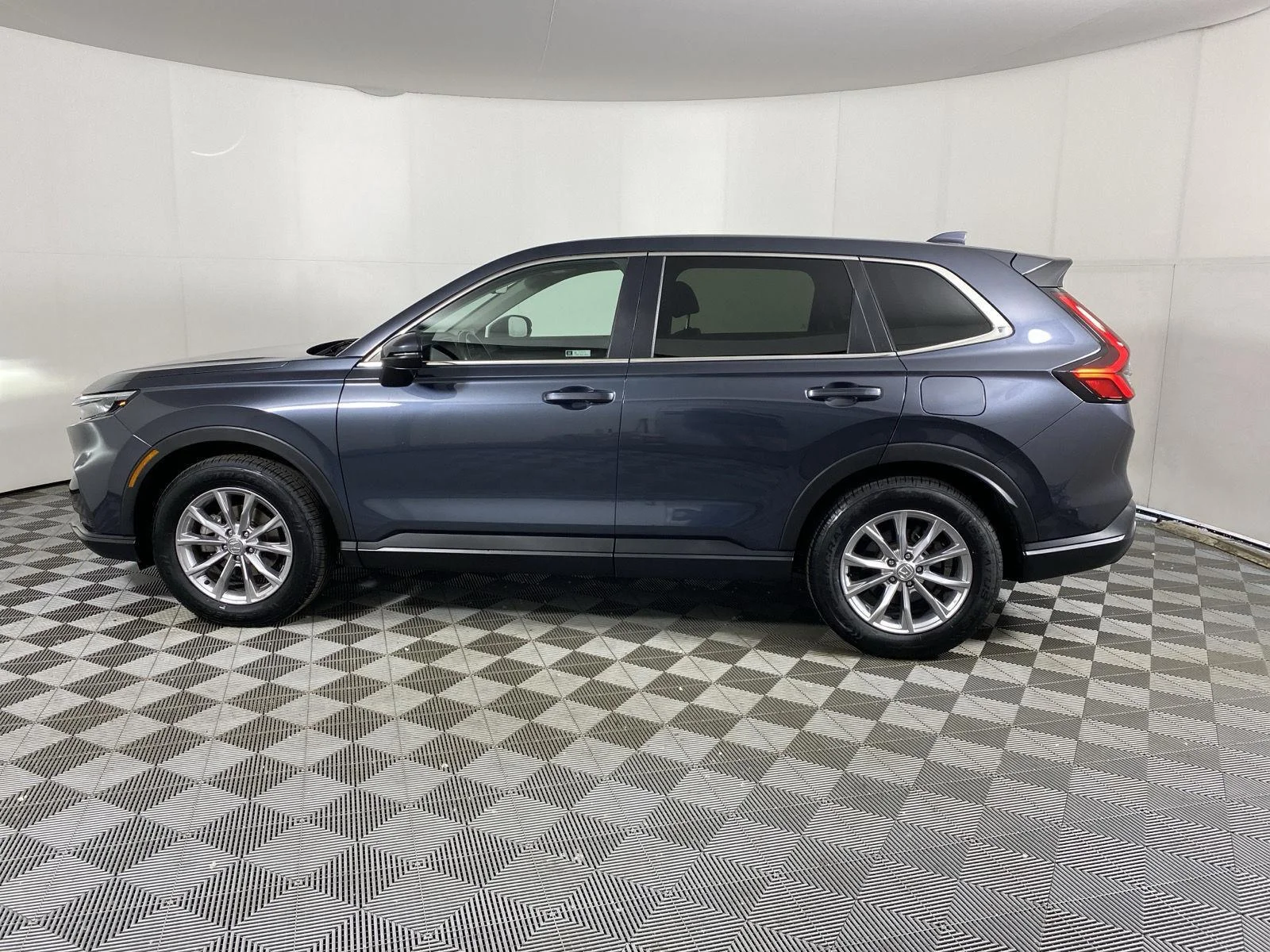Used 2023 Meteorite Gray Metallic Honda EX-L image 4