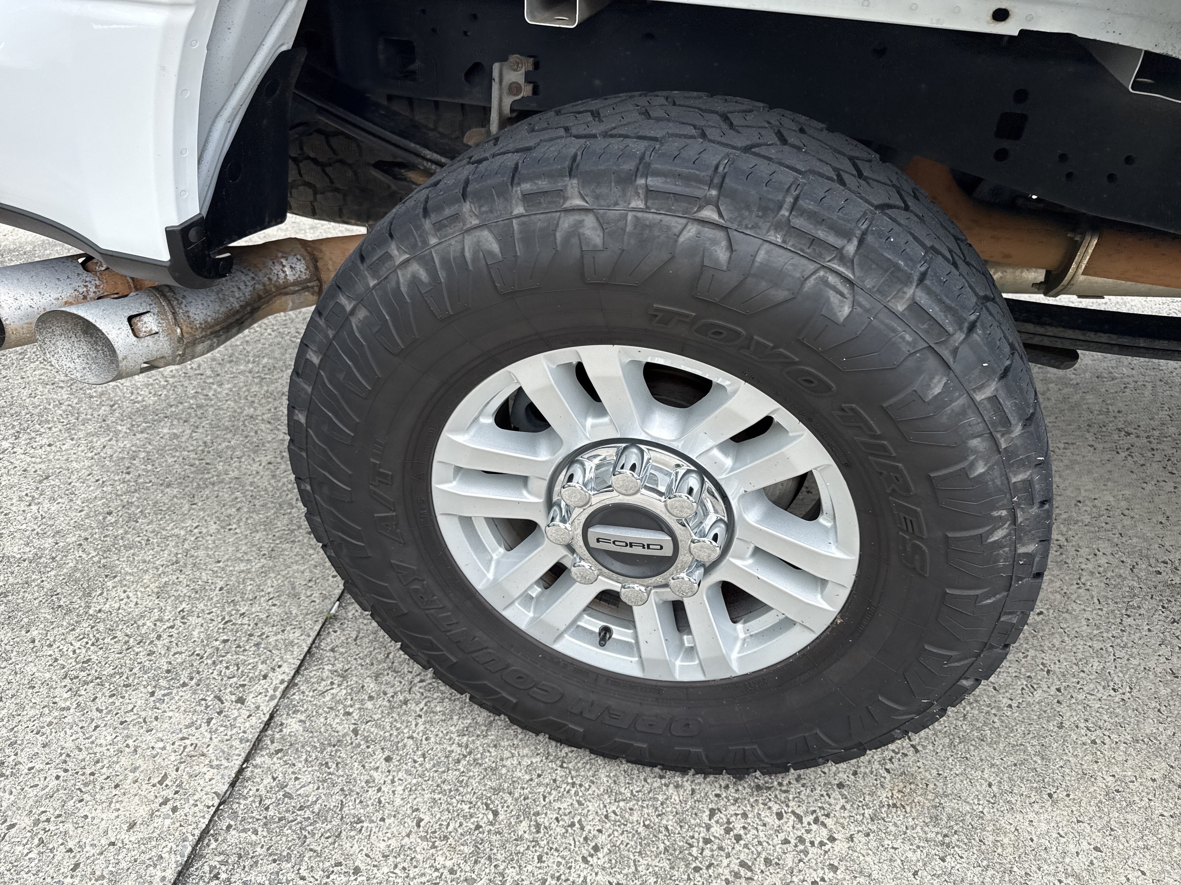 Used 2019 Oxford White Ford XLT image 18