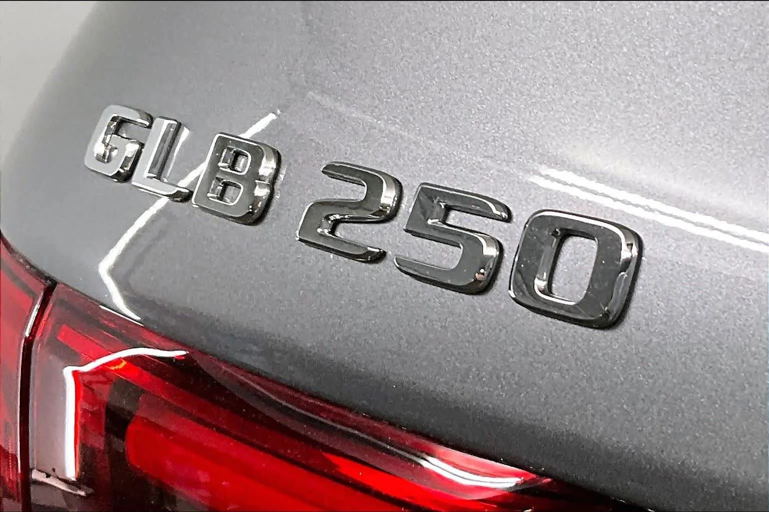 New 2026 Mountain Grey Metallic Mercedes-Benz GLB 250 image 7