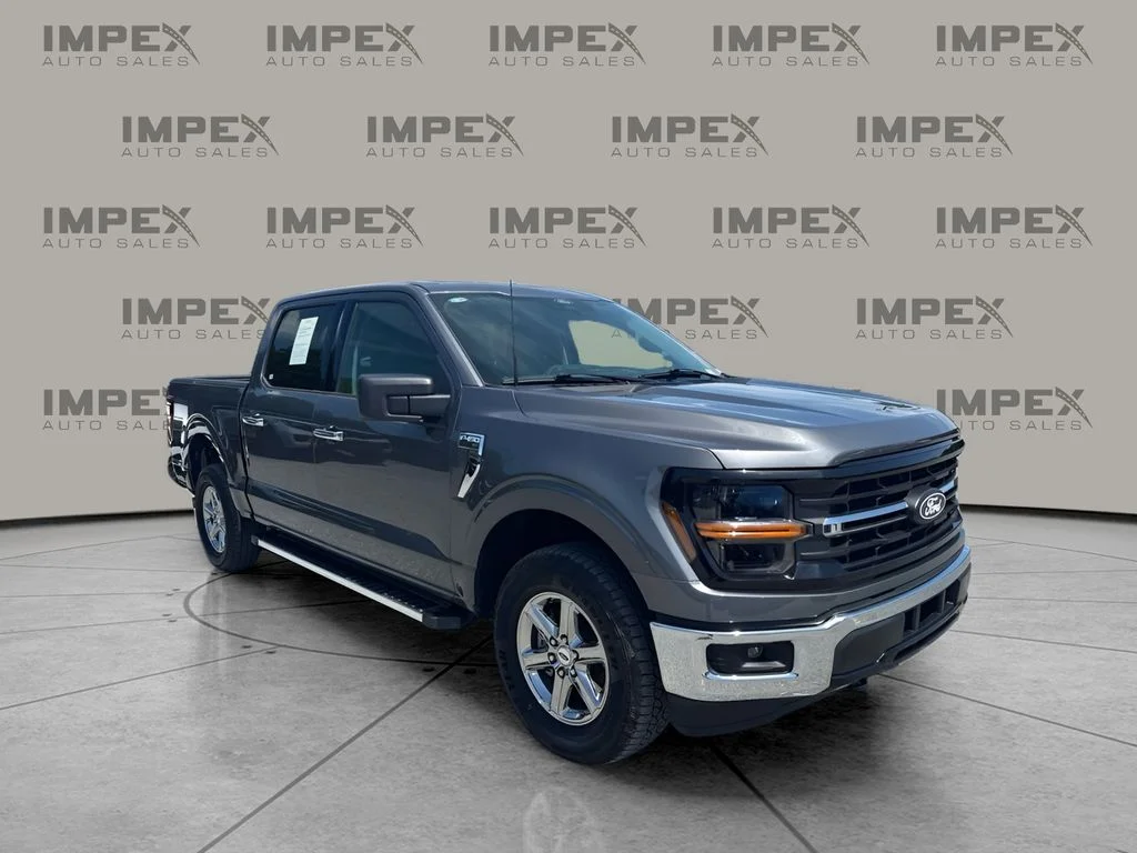 Used 2025 Gray Ford XLT image 4