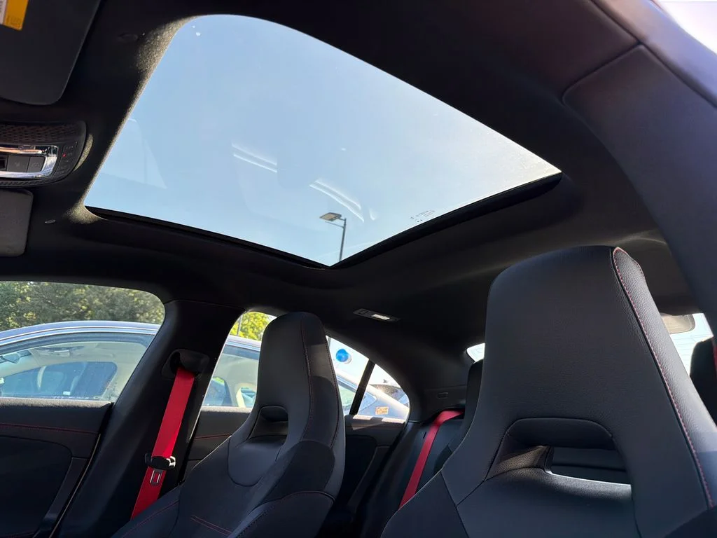 Used 2025  Mercedes-Benz CLA 35 AMG® image 31
