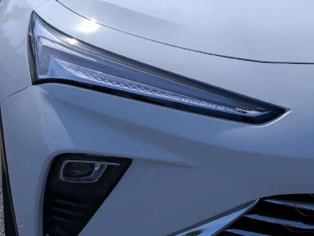 New 2026 Summit White Buick Preferred image 9