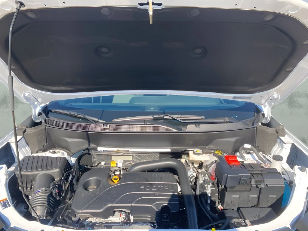 New 2027 Summit White GMC Elevation image 28