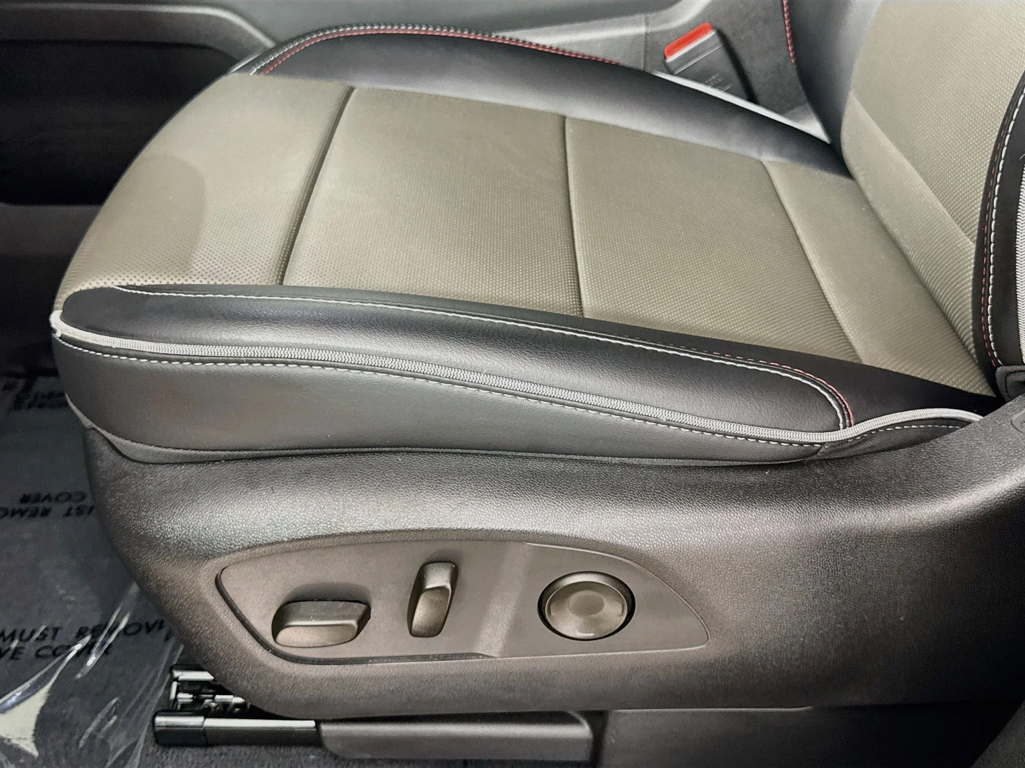 Used 2026 Black Chevrolet Trail Boss - Max Range image 22