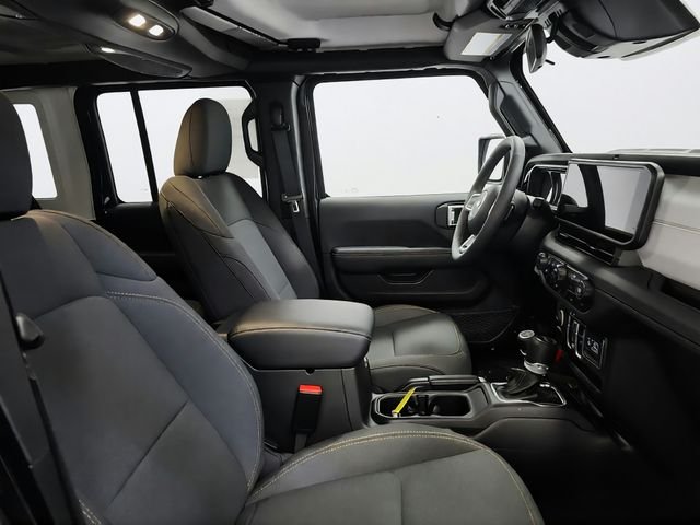 Used 2025 Black Jeep Sahara 4xe image 21