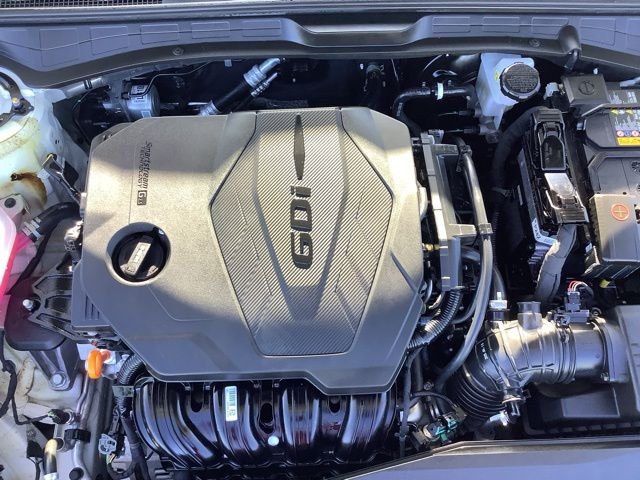 Certified Used 2025 White Hyundai SEL image 29