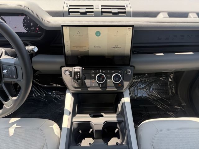 Certified Used 2026 Blue Land Rover X-Dynamic SE image 15