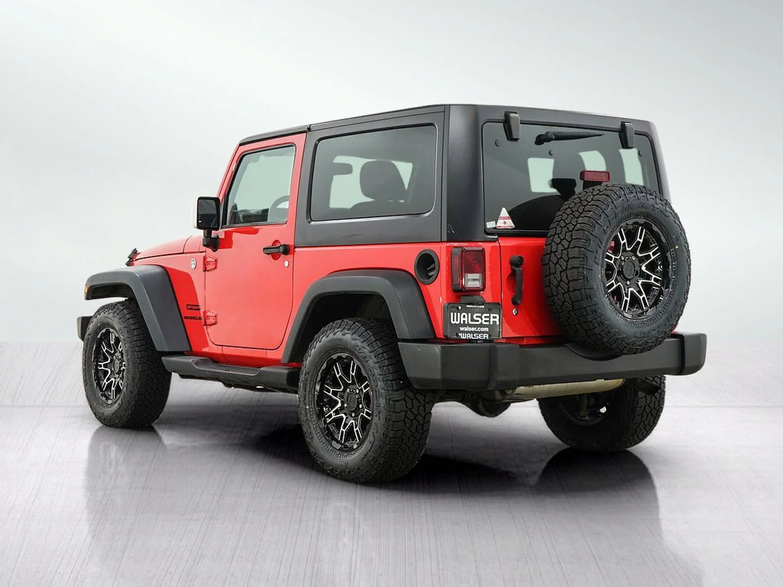 Used 2013 Rock Lobster Clearcoat Jeep Sport image 3