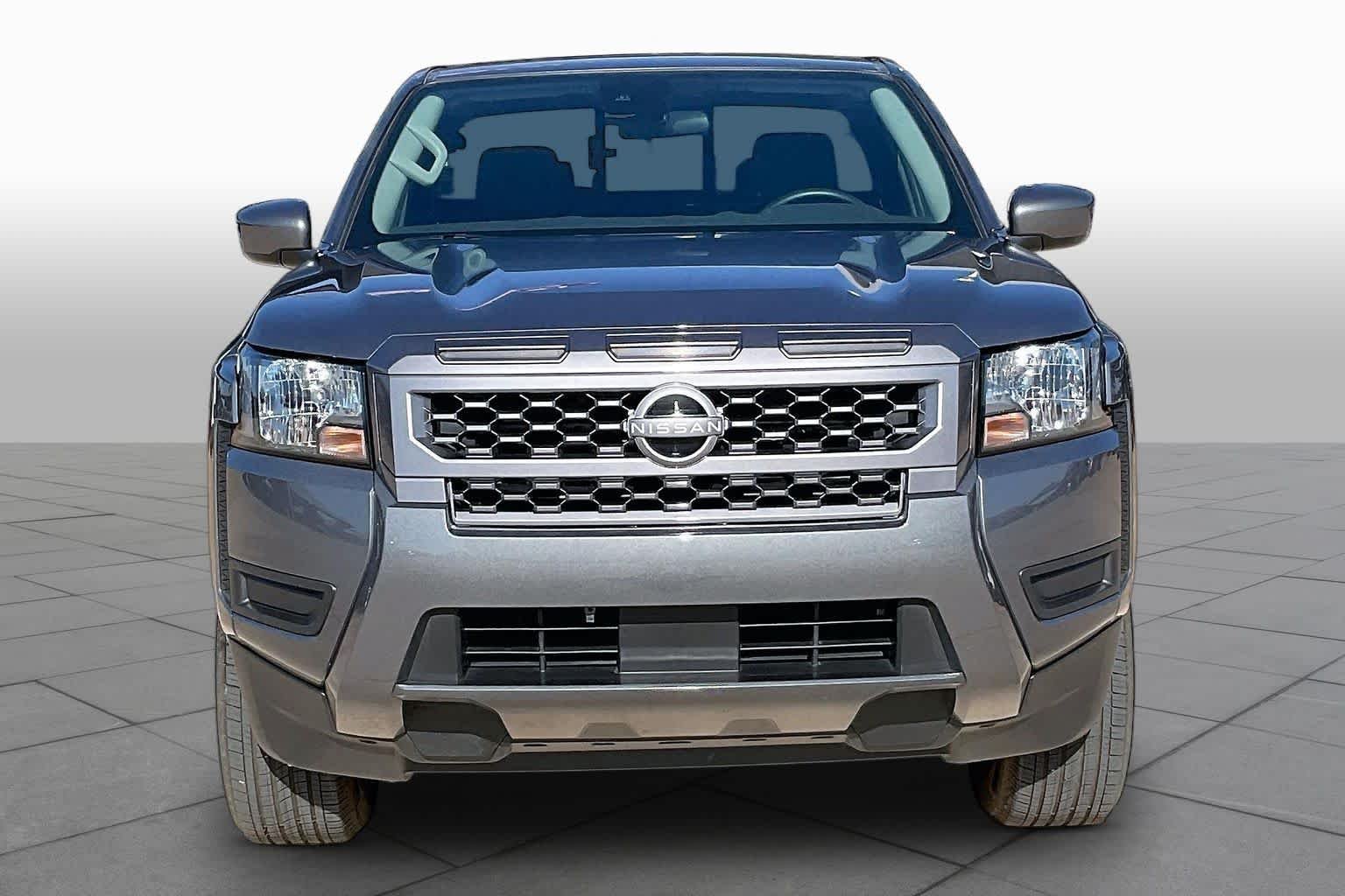 Used 2025 Gun Metallic Nissan SV image 4