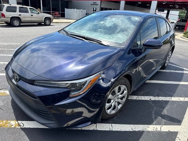Used 2023  Toyota LE image 1