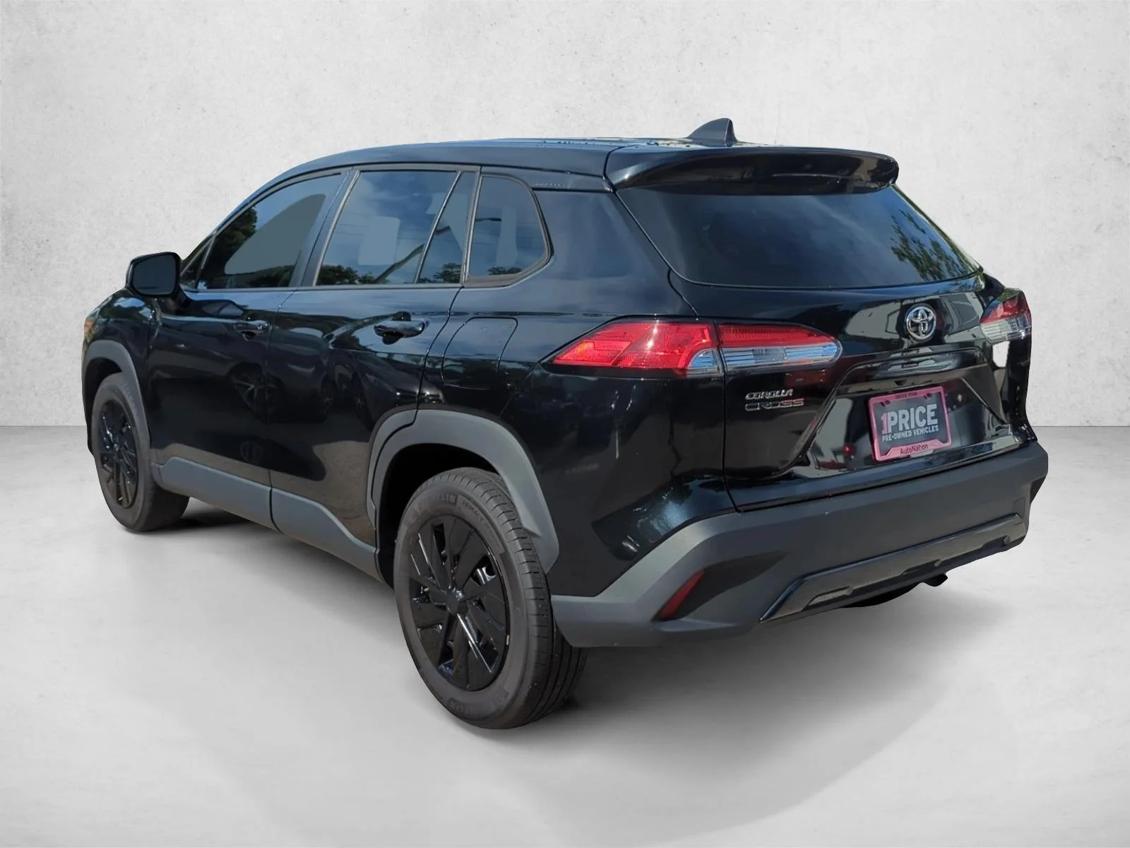 Used 2022 Jet Black Toyota L image 7