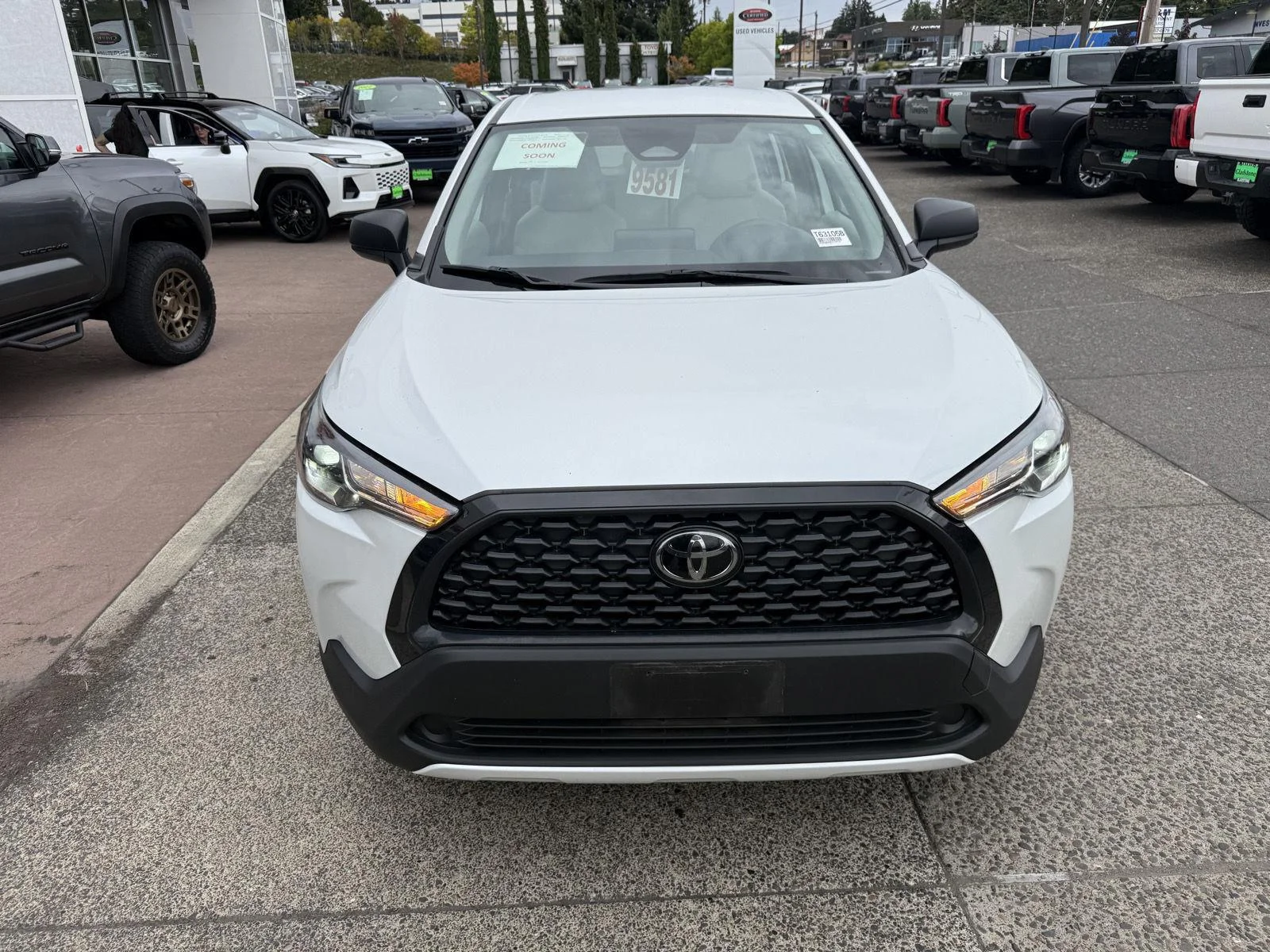 Used 2024 Wind Chill Pearl Toyota L image 11