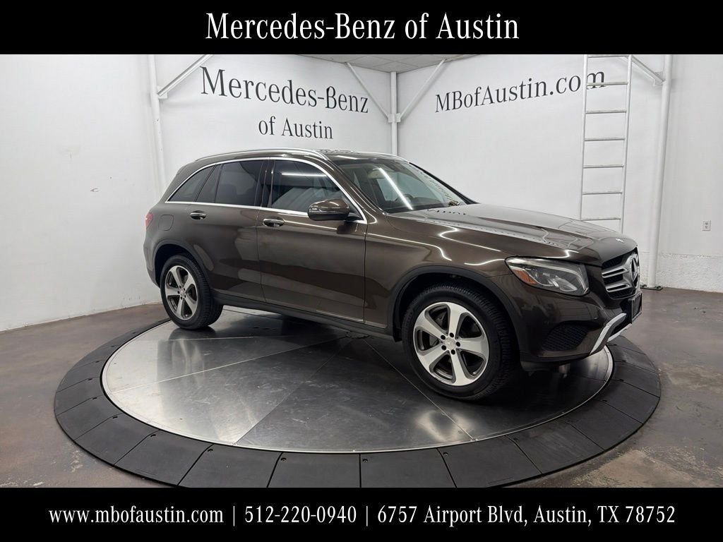 Used 2017 Brown Mercedes-Benz GLC 300 image 1