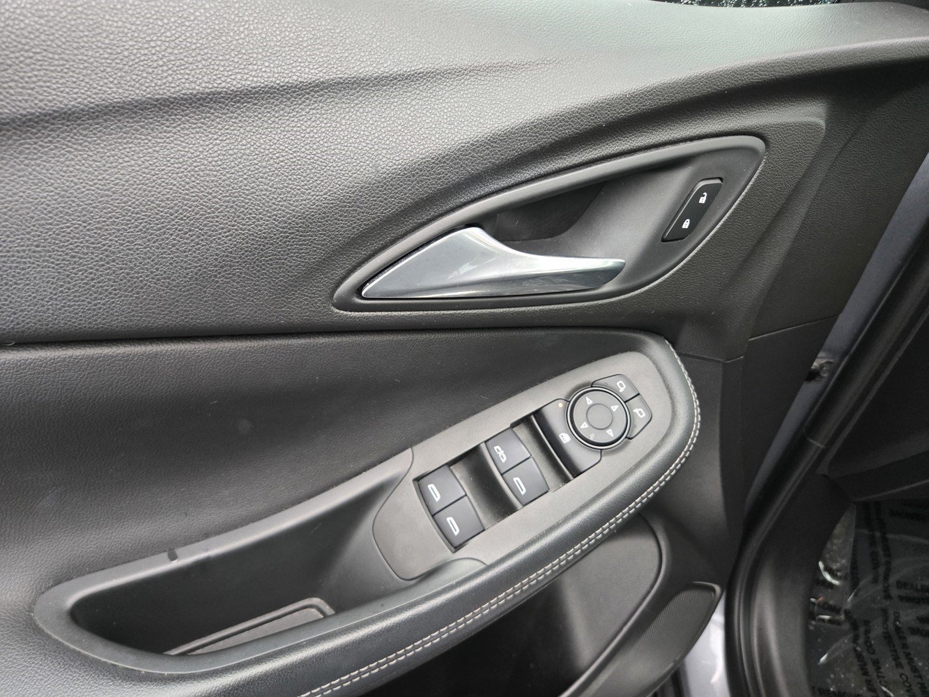Used 2020 Satin Steel Metallic Buick Select image 36