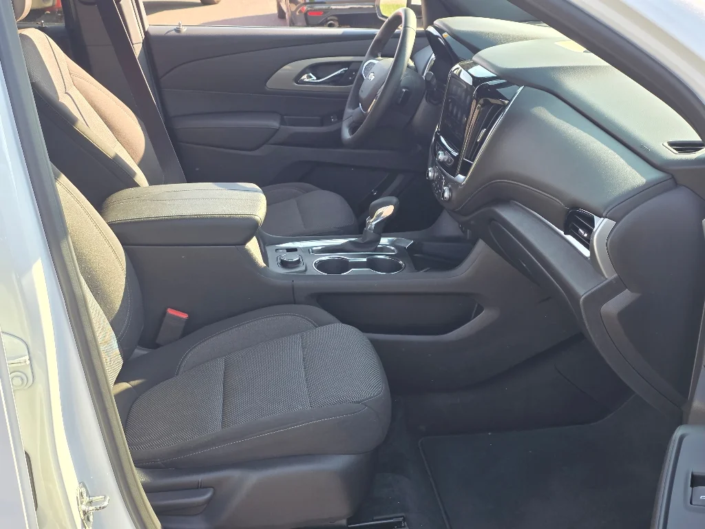 Used 2023 Summit White Chevrolet LT image 22