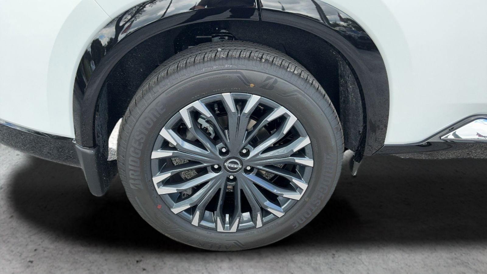 New 2026 White Nissan Platinum image 47