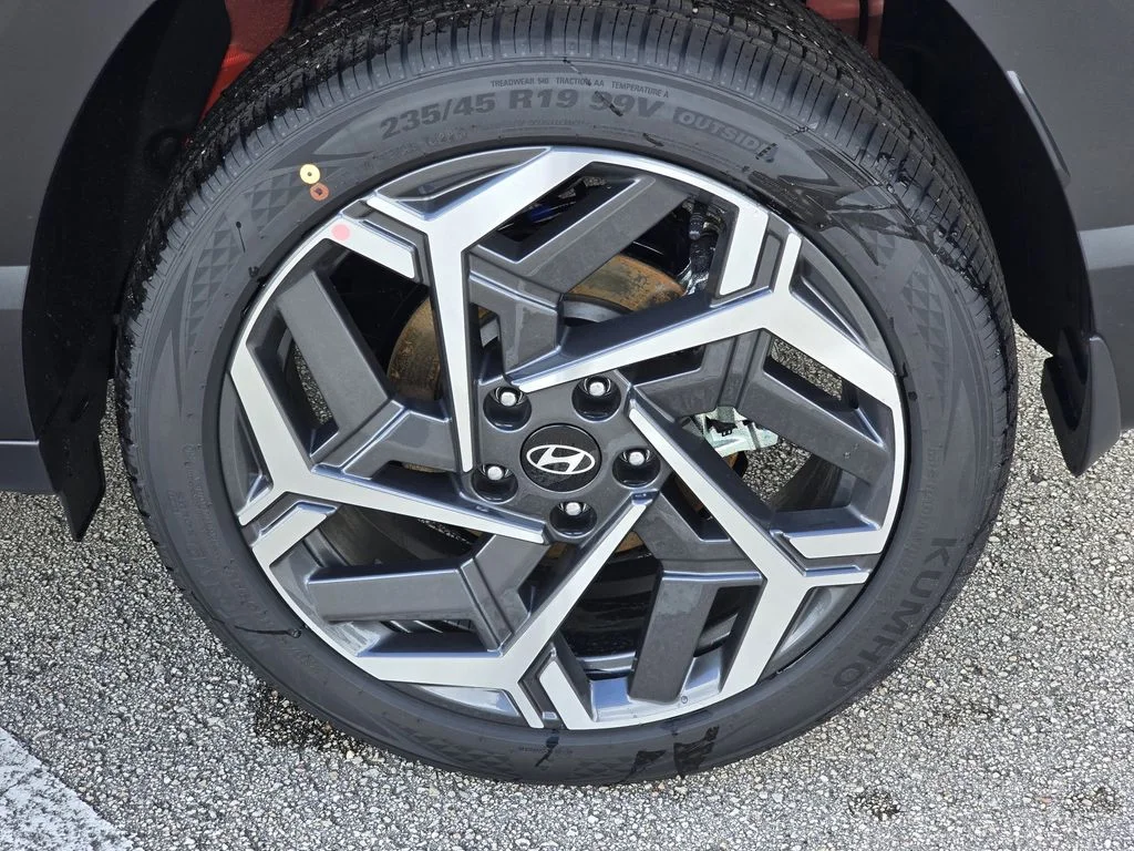 New 2026 Orange Hyundai SEL Premium image 5