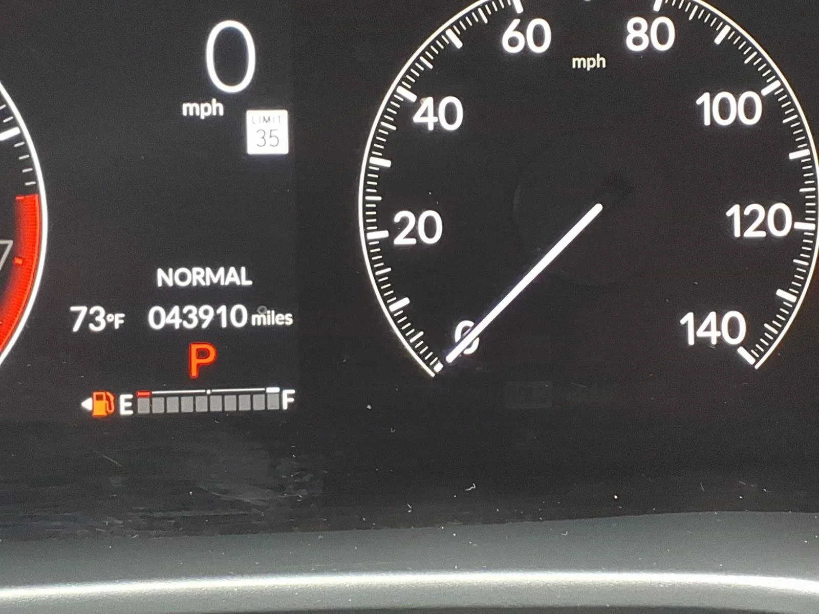2024 Honda CR-V LX - Photo 32