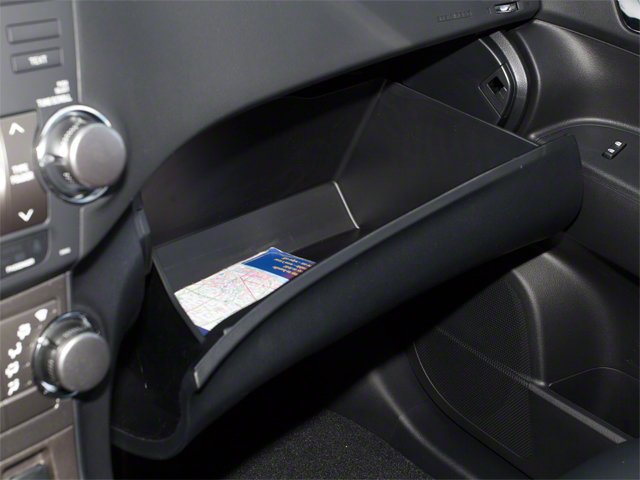 Used 2012 Blizzard Pearl Toyota Base image 15