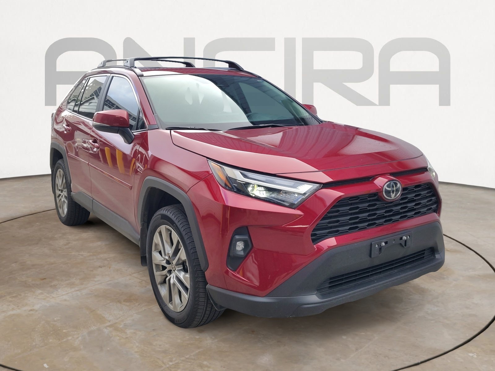 Used 2025 Pearl Toyota XLE Premium image 2