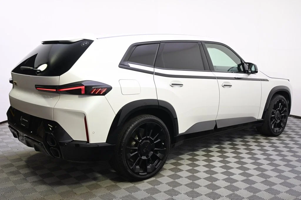 2023 BMW XM Base - Photo 7
