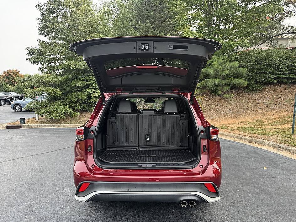 Used 2021 Ruby Flare Pearl Toyota XSE image 27
