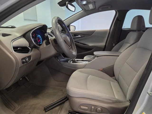Used 2016 Silver Chevrolet LT image 11