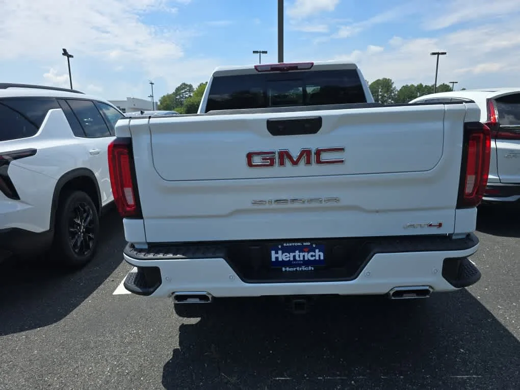 Used 2024 Summit White GMC AT4 image 7
