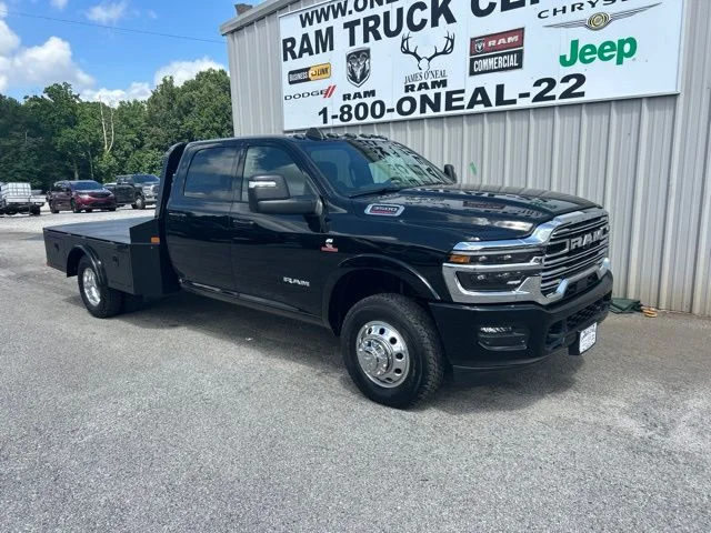 New 2026 Diamond Black Crystal Pearl-Coat Exterior Paint RAM Laramie image 1