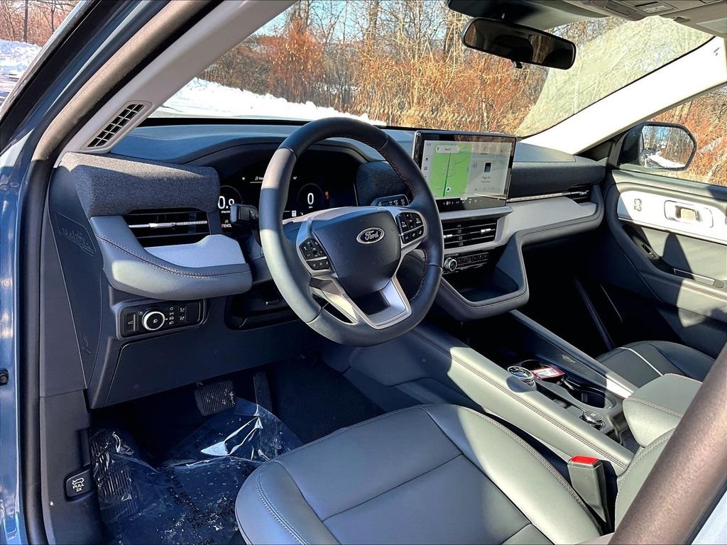 New 2026 Vapor Blue Metallic Ford Active image 7